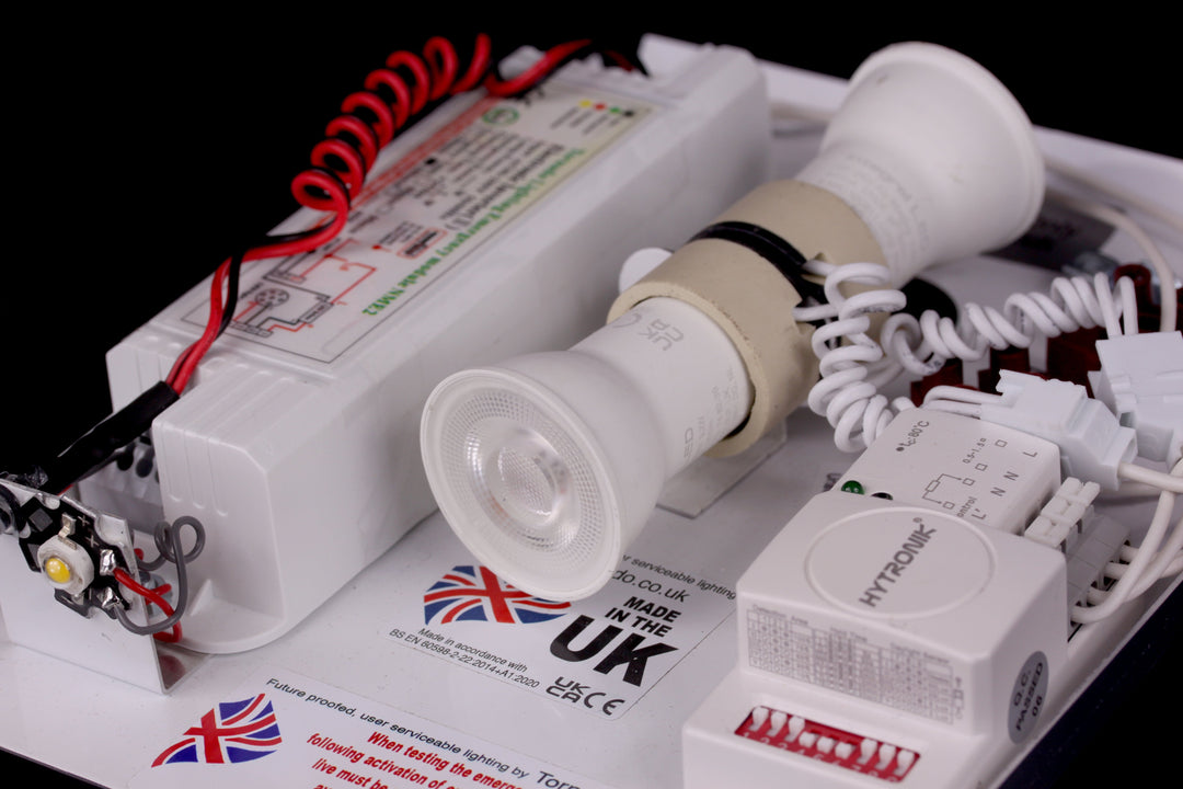 Why User Replaceable Lamps Matter