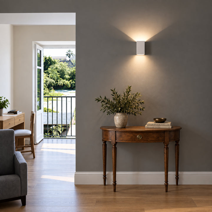 TR7280 Linear Plaster Wall Light (Integrated Emergency Option)