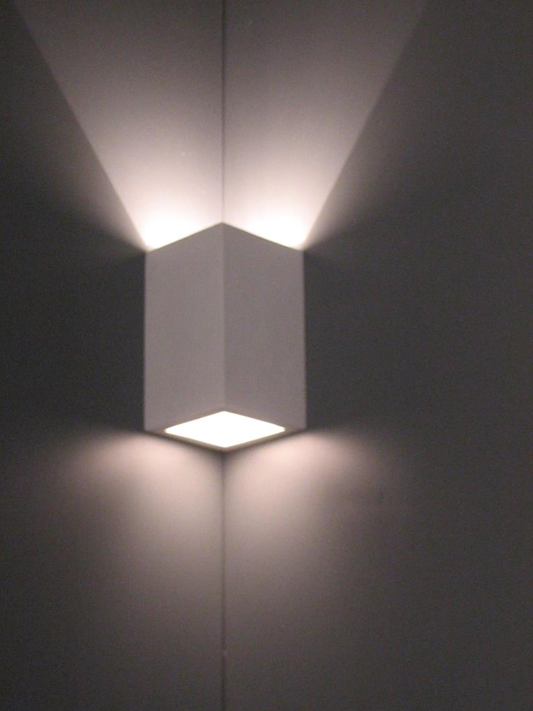 TR7280 Linear Plaster Wall Light (Integrated Emergency Option)