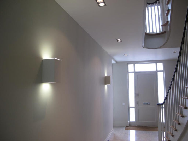 TR8280 Linear Plaster Wall Light (Integrated Emergency Option)