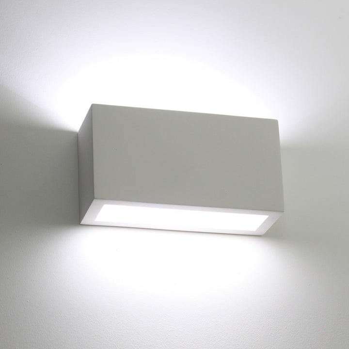 TR8281 Linear Plaster Wall Light (Integrated Emergency Option)