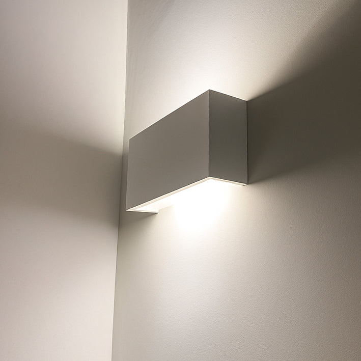 TR9281 SlimLine Linear Plaster Wall Light (Integrated Emergency Option)