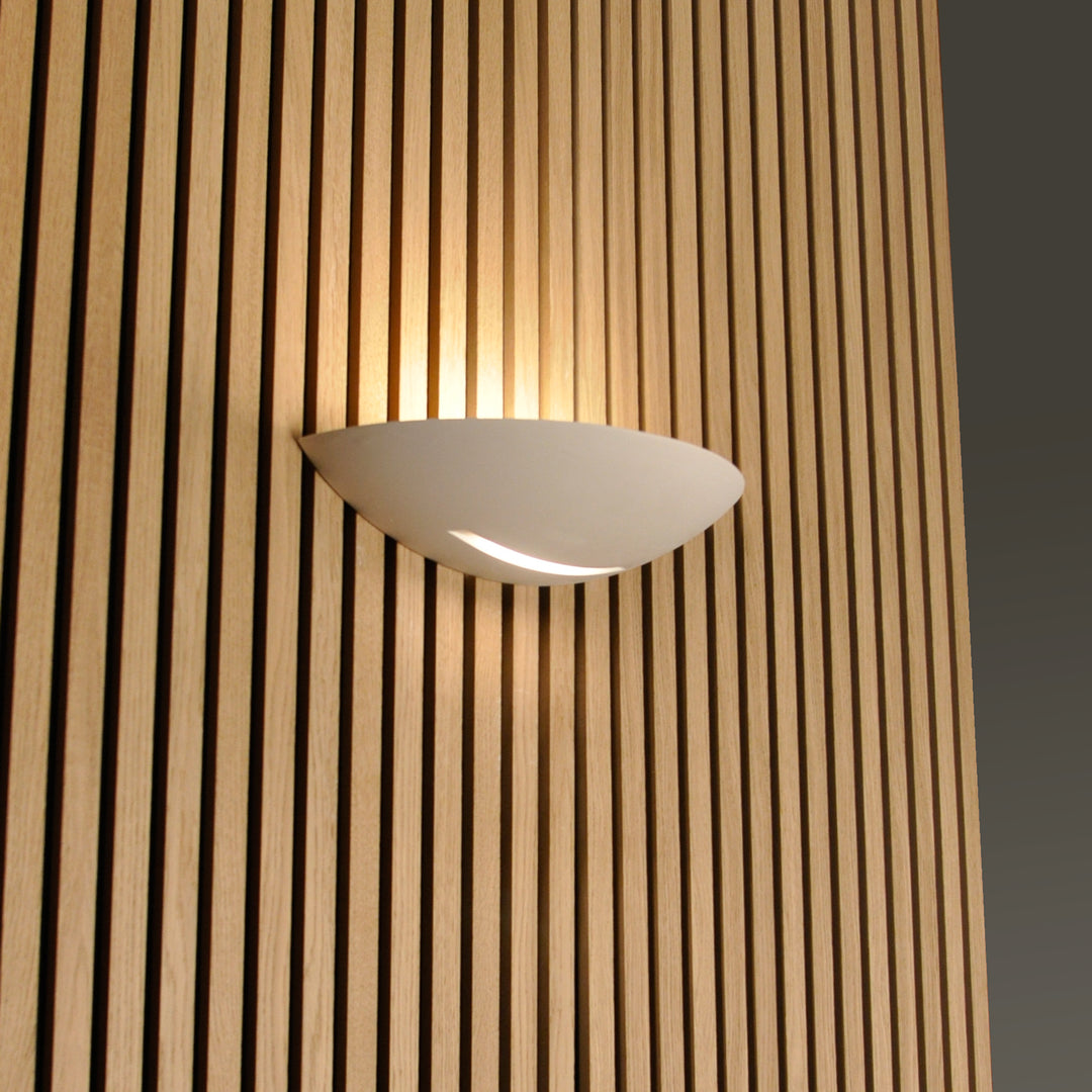 T6218 Curved Plaster Wall Light (Integrated Emergency Option)