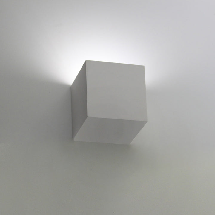 TR9180 Mini Cube Linear Plaster Wall Light