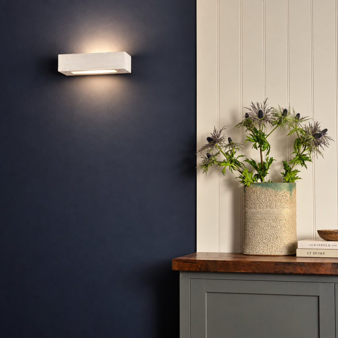 TR9455 Linear Plaster Wall Light